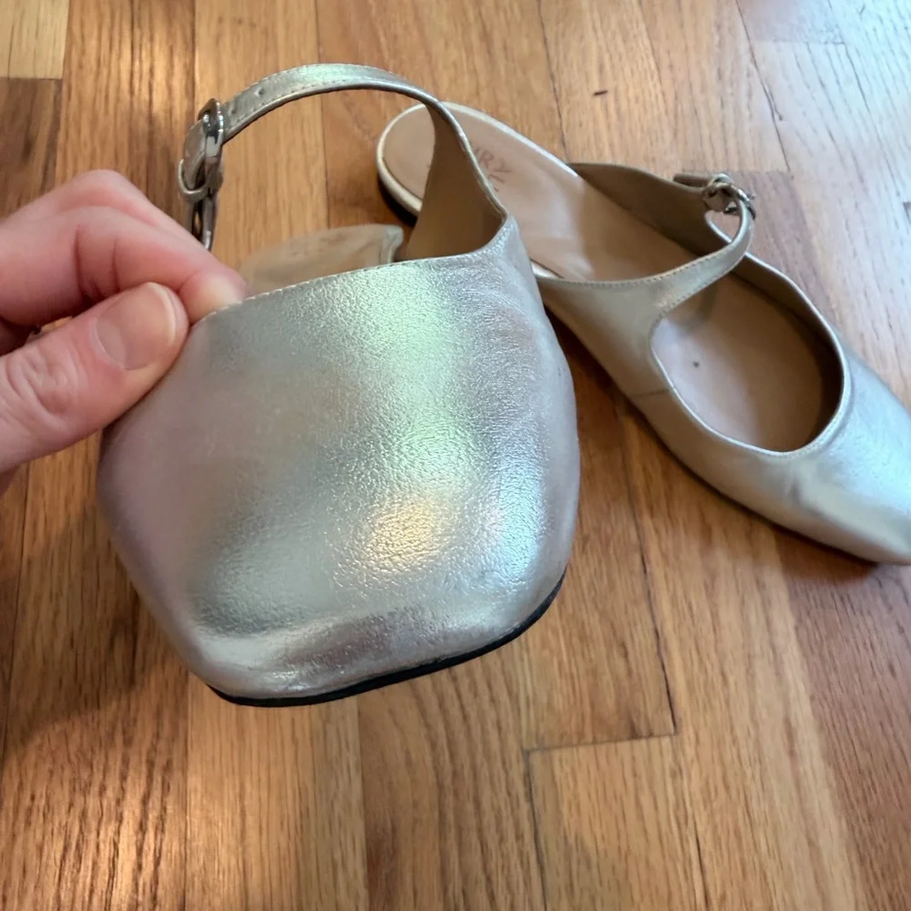 Naturalizer Mary Jane Mule in Silver Metallic, Size 11 - Picture 7 of 13